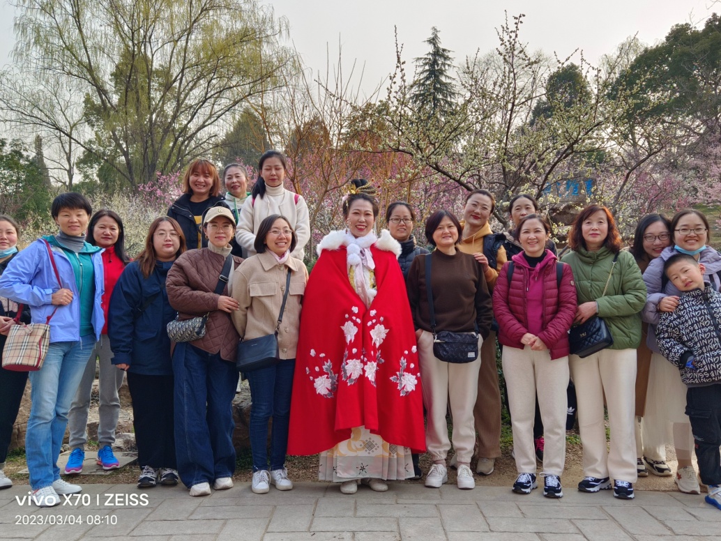 “三八”女職工(gōng)健康行活動